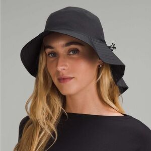 Lululemon Cinched Wide Brim Hat in Black M/L
